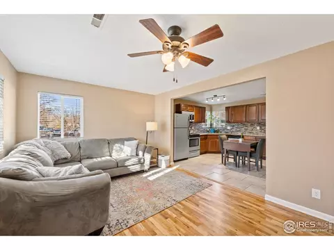 136 E 5th Ave, Longmont, CO 80504 photo 5
