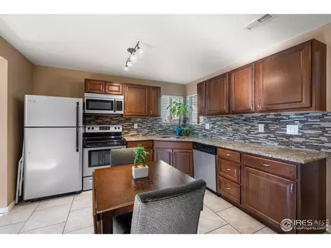 136 E 5th Ave, Longmont, CO 80504 photo 11