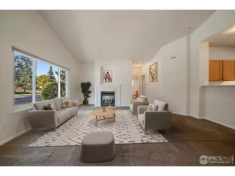 12182 E 2nd Dr, Aurora, CO 80011 photo 3