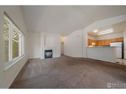 12182 E 2nd Dr, Aurora, CO 80011 photo 6