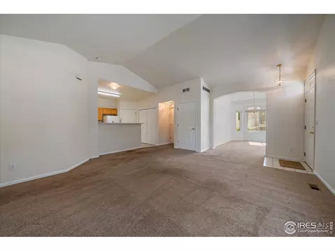 12182 E 2nd Dr, Aurora, CO 80011 photo 10