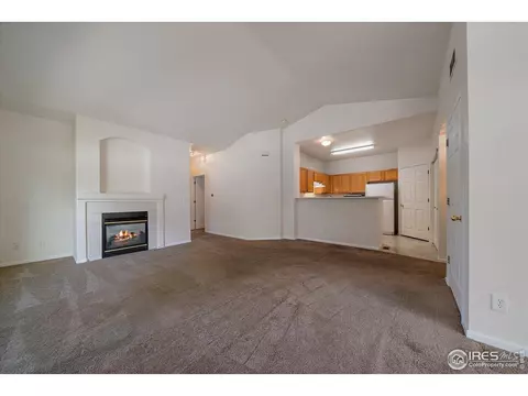 12182 E 2nd Dr, Aurora, CO 80011 photo 5