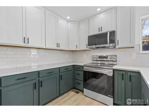 Kitchen - 10510 Dresden St, Firestone, CO 80504 photo 3 of 3