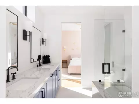 Bath - 1151 Timber Ln, Boulder, CO 80304 photo 3 of 3