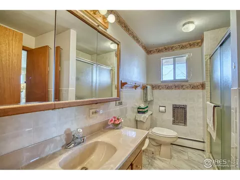 Bath - 2148 75th St, Boulder, CO 80301 photo 1 of 2