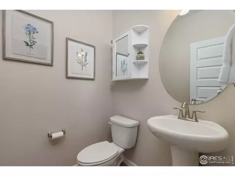 Bath - 1223 Chilcott St, Berthoud, CO 80513 photo 1 of 4