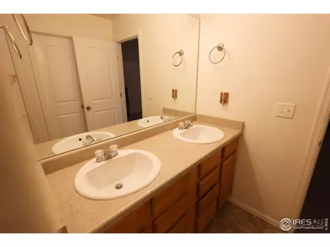 Bath - 542 Cherryridge Dr, Windsor, CO 80550 photo 3 of 5