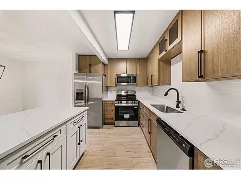 Kitchen - 147 Crabapple Dr, Windsor, CO 80550 photo 2 of 2