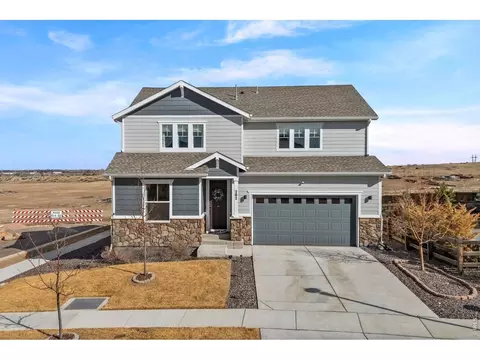 202 Lake Park Dr, Loveland, CO 80537