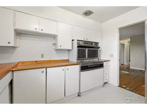4595 Moorhead Ave, Boulder, CO 80305 photo 12