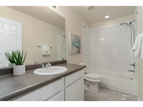 Bath - 3408 Eagle Butte Ave, Frederick, CO 80516 photo 4 of 4