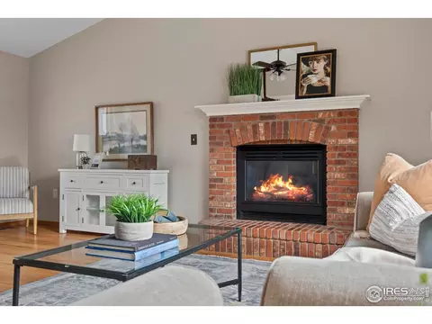 2384 Hampstead Dr, Loveland, CO 80538