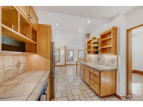 Kitchen - 964 Grant Pl, Boulder, CO 80302 photo 2 of 2