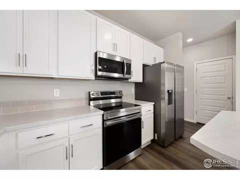 Kitchen - 610 Apache Trl #D3, Ault, CO 80610 photo 3 of 4