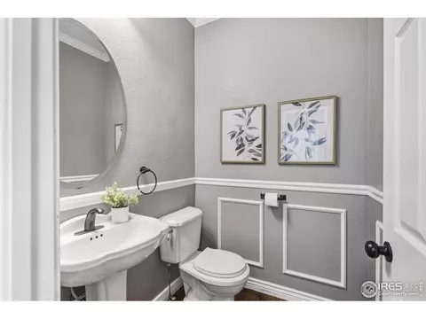 Bath - 1224 Fairfield Ave, Windsor, CO 80550 photo 1 of 5