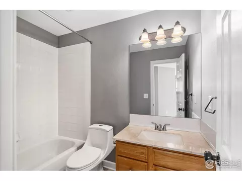 Bath - 1224 Fairfield Ave, Windsor, CO 80550 photo 4 of 5