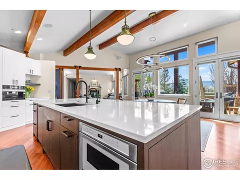 Kitchen - 1533 Old Tale Rd, Boulder, CO 80303 photo 3 of 5