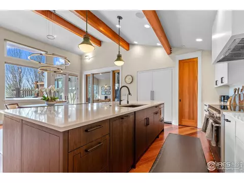 Kitchen - 1533 Old Tale Rd, Boulder, CO 80303 photo 2 of 5