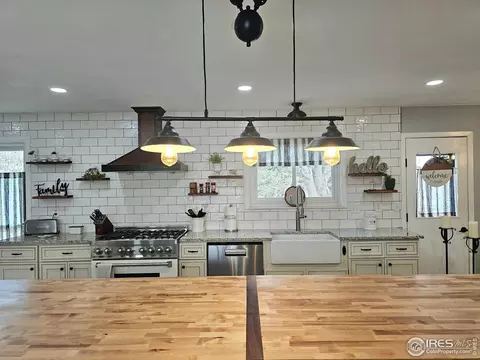 Kitchen - 511 Pawnee Dr, Sterling, CO 80751 photo 3 of 10