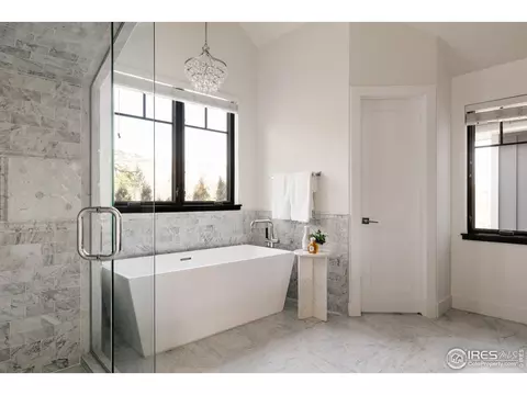 Bath - 1695 Orchard Ave, Boulder, CO 80304 photo 2 of 3