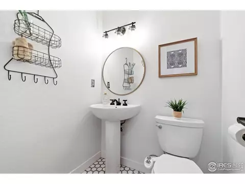 Bath - 3850 Broadway St #24, Boulder, CO 80304 photo 4 of 4