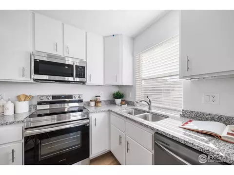 5254 Melvick Ln, Johnstown, CO 80534