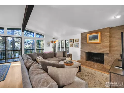 Living - 1690 Wilson Ct, Boulder, CO 80304 photo 2 of 6