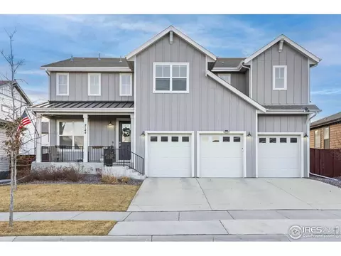 2144 Setting Sun Dr, Windsor, CO 80550