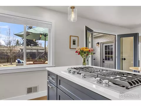 Kitchen - 210 S 39th St, Boulder, CO 80305 photo 6 of 10