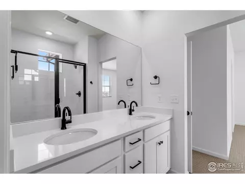 Bath - 1772 Glacier Ave, Berthoud, CO 80513 photo 3 of 4