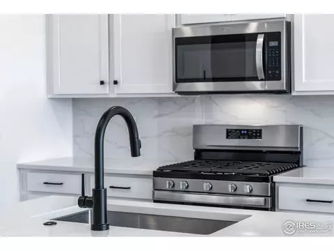 Kitchen - 1772 Glacier Ave, Berthoud, CO 80513 photo 6 of 7