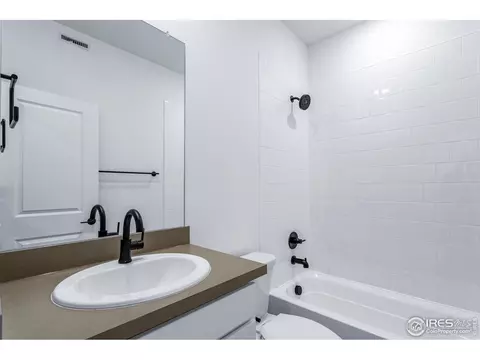 Bath - 1772 Glacier Ave, Berthoud, CO 80513 photo 2 of 4