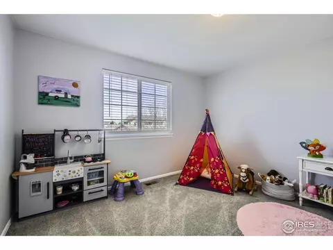 Bedroom - 189 Kitty Hawk Ct, Windsor, CO 80550 photo 3 of 6