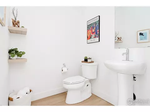 741 24th St, Denver, CO 80205 photo 29