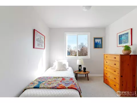 Bedroom - 4556 Apple Way, Boulder, CO 80301 photo 6 of 6