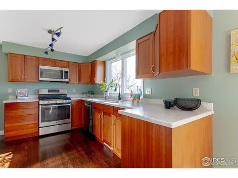 Kitchen - 4556 Apple Way, Boulder, CO 80301 photo 3 of 3
