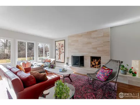 Living - 4556 Apple Way, Boulder, CO 80301 photo 2 of 6