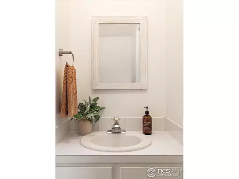 Bath - 1180 Monroe Dr #B, Boulder, CO 80303 photo 1 of 3