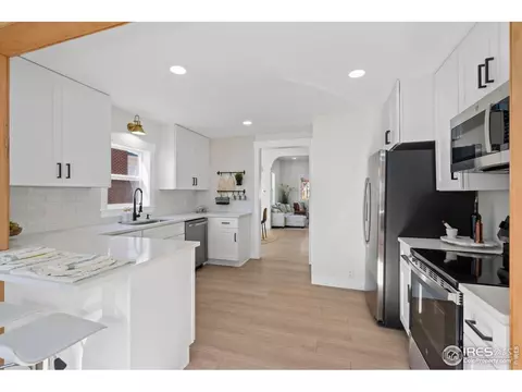 Kitchen - 409 Walnut St, Windsor, CO 80550 photo 2 of 2