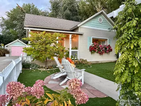 Exterior - 927 5th St, Berthoud, CO 80513 photo 2 of 12