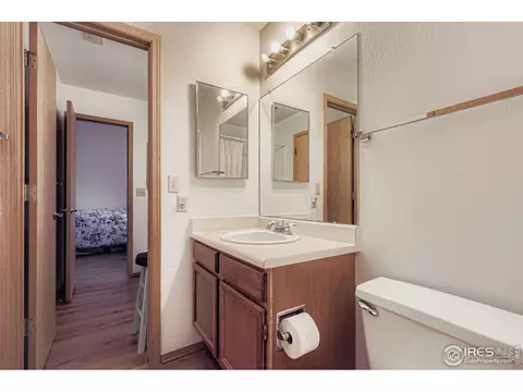 Bath - 8430 Everett Way #E, Arvada, CO 80005 photo 2 of 3