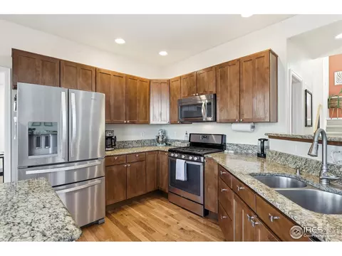 Kitchen - 155 Becker Cir, Johnstown, CO 80534 photo 2 of 4
