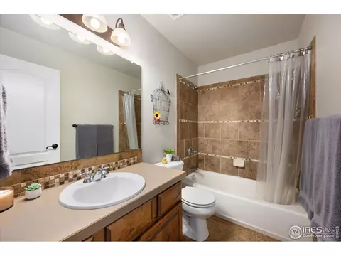 Bath - 2086 Cape Hatteras Dr, Windsor, CO 80550 photo 3 of 4