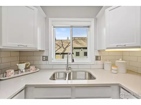 Kitchen - 3074 Edison Ct, Boulder, CO 80301 photo 3 of 5