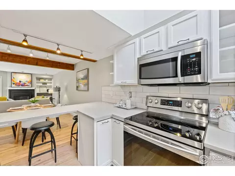 Kitchen - 3074 Edison Ct, Boulder, CO 80301 photo 4 of 5