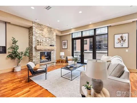 1077 Canyon Blvd #305, Boulder, CO 80302