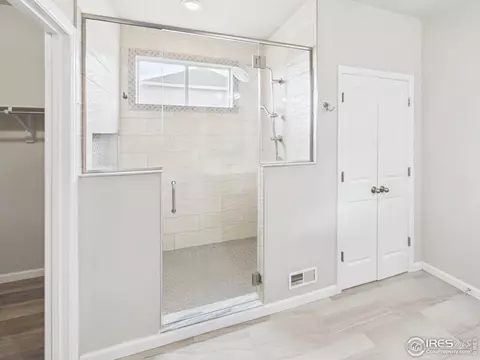 Bath - 420 S 5th St, Berthoud, CO 80513 photo 3 of 5