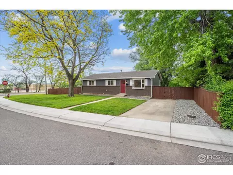 518 Sunset Dr, Louisville, CO 80027