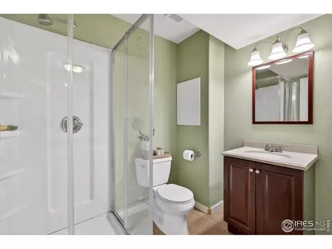 Bath - 10516 Sunburst Ave, Firestone, CO 80504 photo 4 of 4