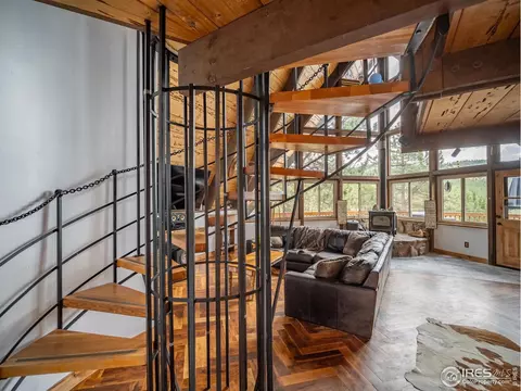Living - 208 Wild Tiger Rd, Boulder, CO 80302 photo 6 of 7